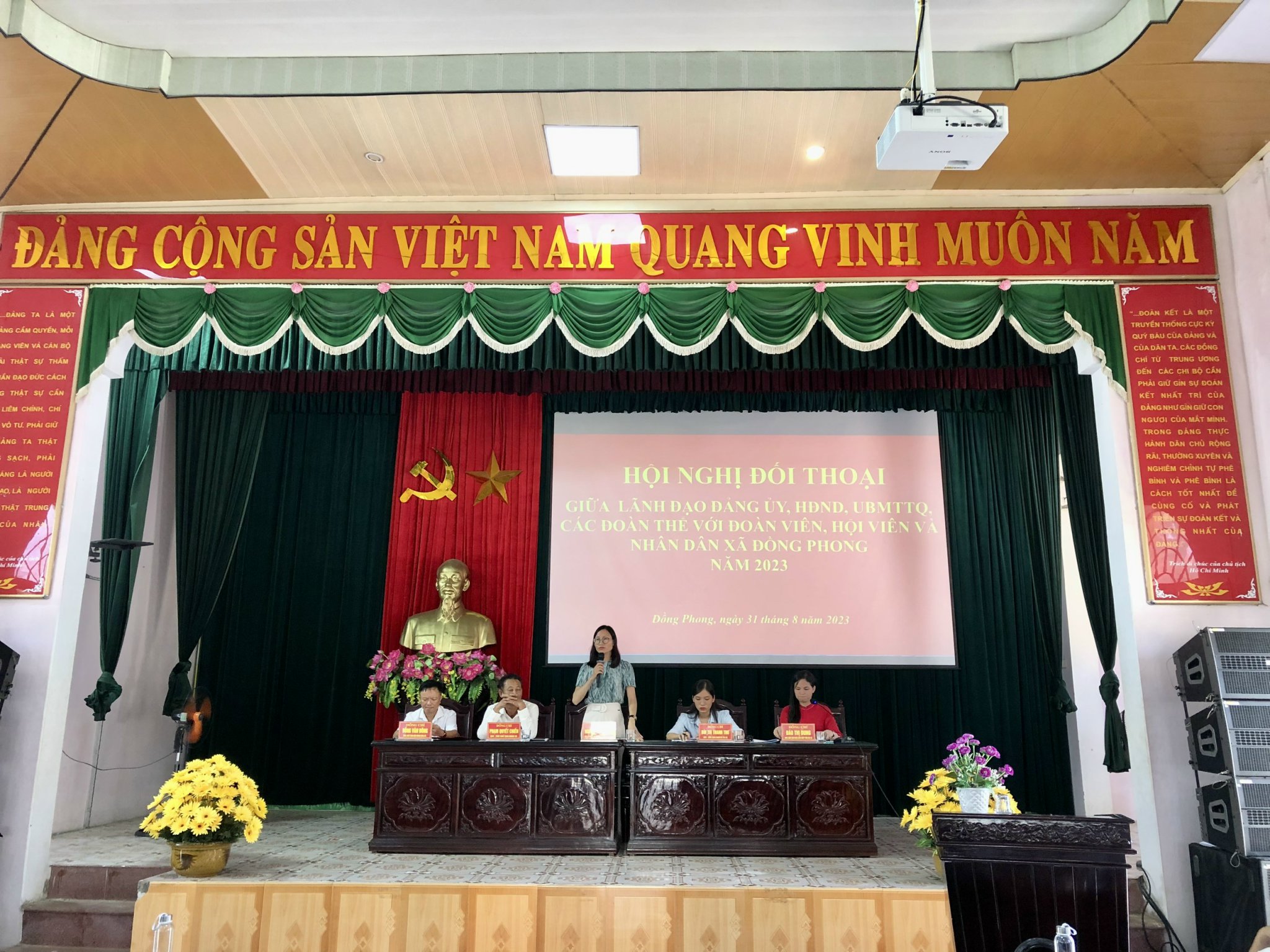 Hội nghị đối thoại thường trực Đảng ủy xã, MTTQ xã phối hợp với Hội phụ nữ, hội Nông dân xã