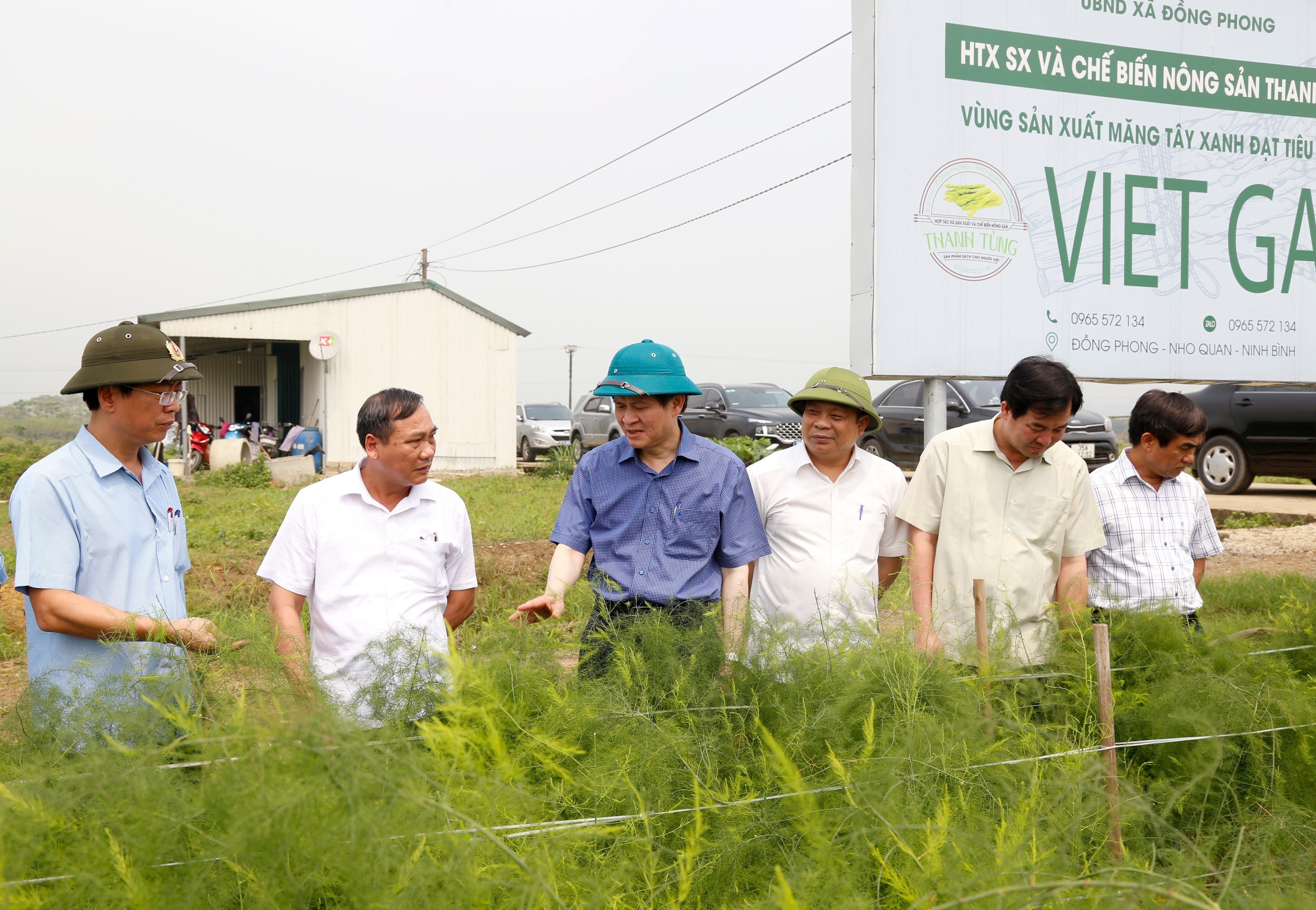 Đồng chí Bí thư Tỉnh ủy làm việc tại xã Đồng Phong, huyện Nho Quan:  Nắm bắt tình hình xây dựng Nông thôn mới trên địa bàn