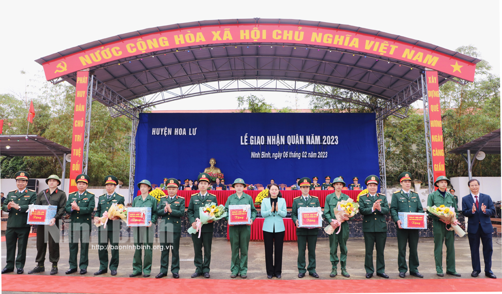 Ninh Bình tưng bừng ngày hội tòng quân năm 2023