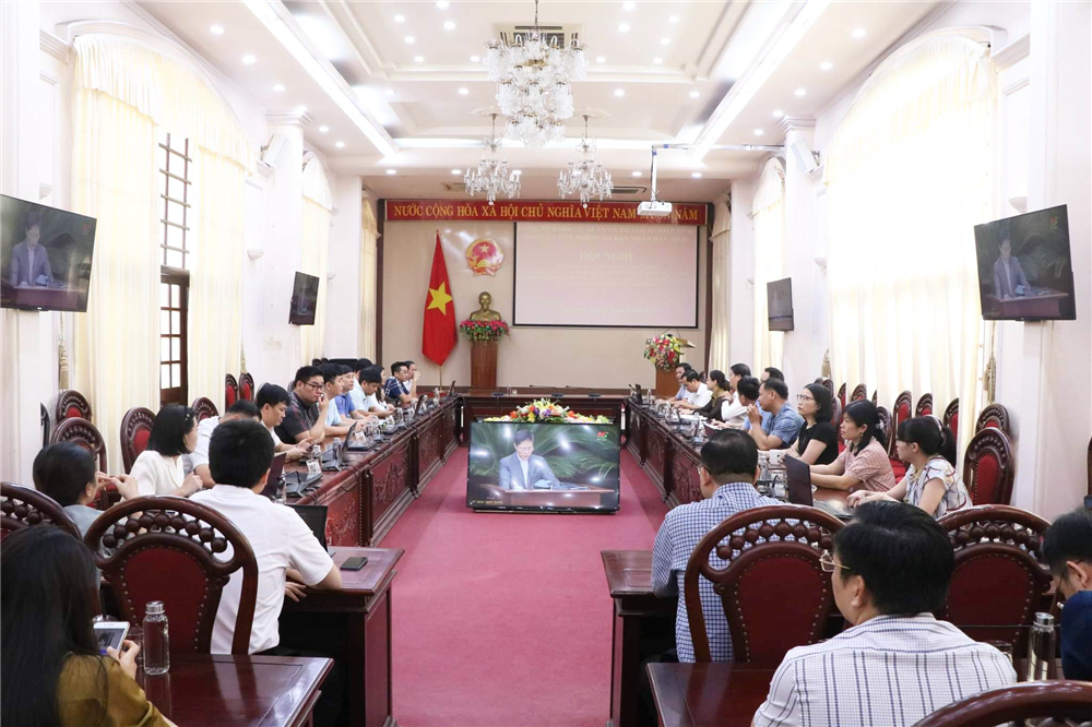Hội nghị quán triệt triển khai Nghị quyết của Bộ Chính trị về phát triển KT-XH vùng Đồng bằng Sông Hồng