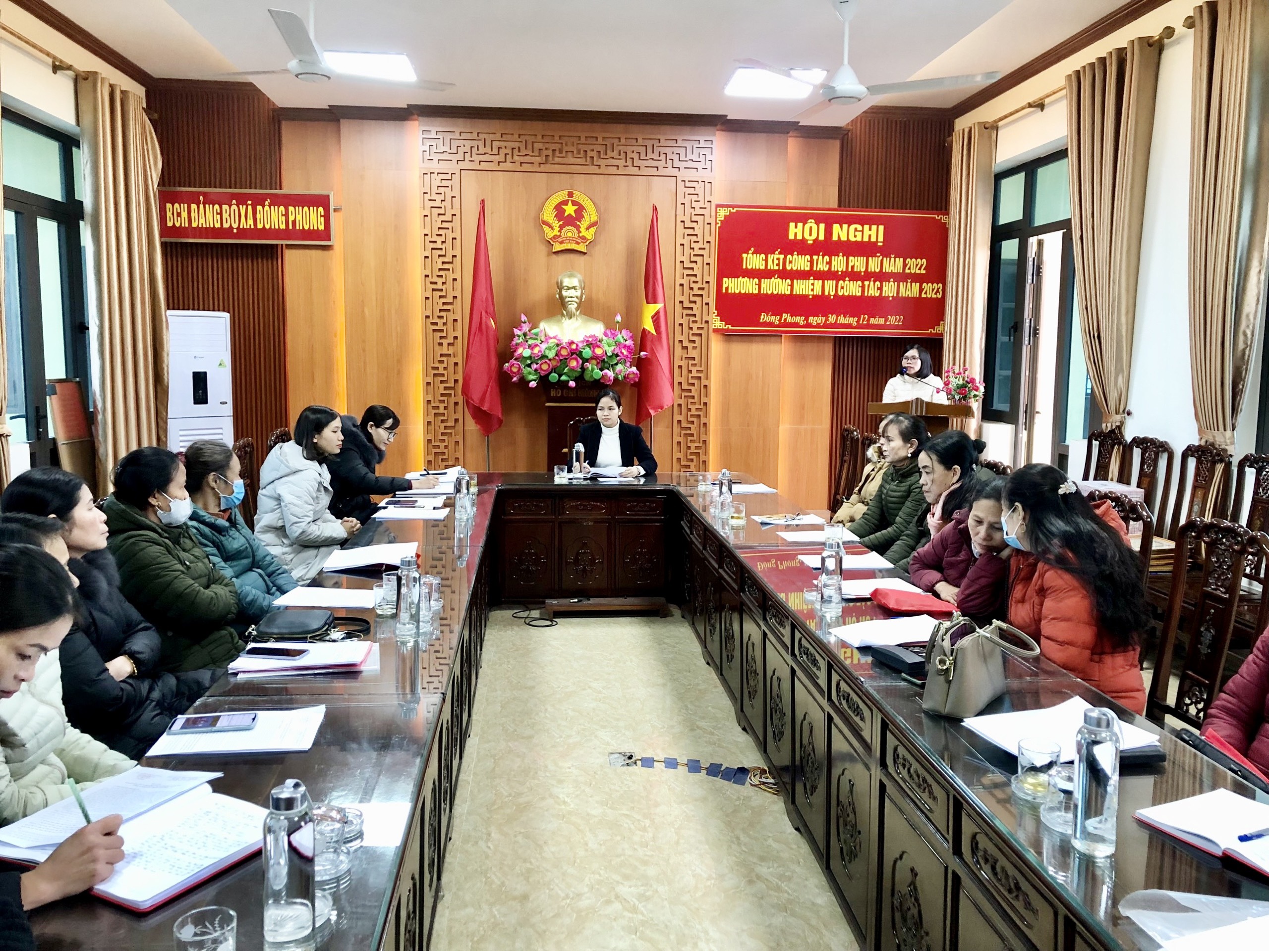 Hội LHPN xã Đồng Phong tổ chức tổng kết phong trào và hoạt động  Hội phụ nữ năm 2022, đề ra phương hướng, nhiệm vụ trọng tâm công tác năm 2023